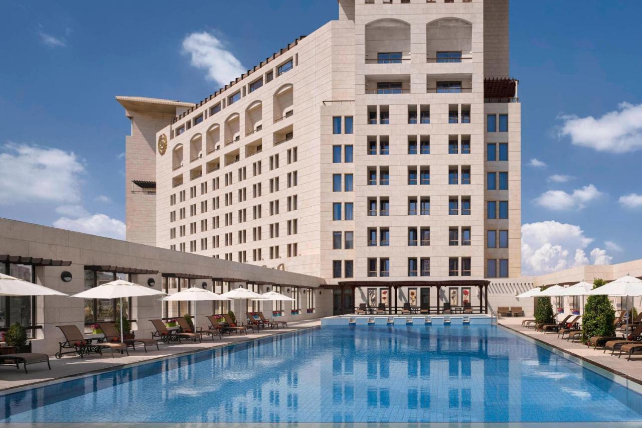 فندق عمانفي  فندق شيراتون عمّان النبيل المظهر الخارجي الصورة